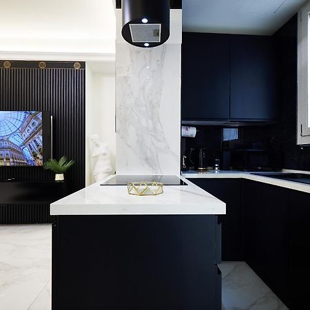 Italian Fashion Suite - Luxurious Marble City Center ميلان المظهر الخارجي الصورة